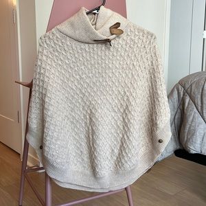 Alpaca wool poncho